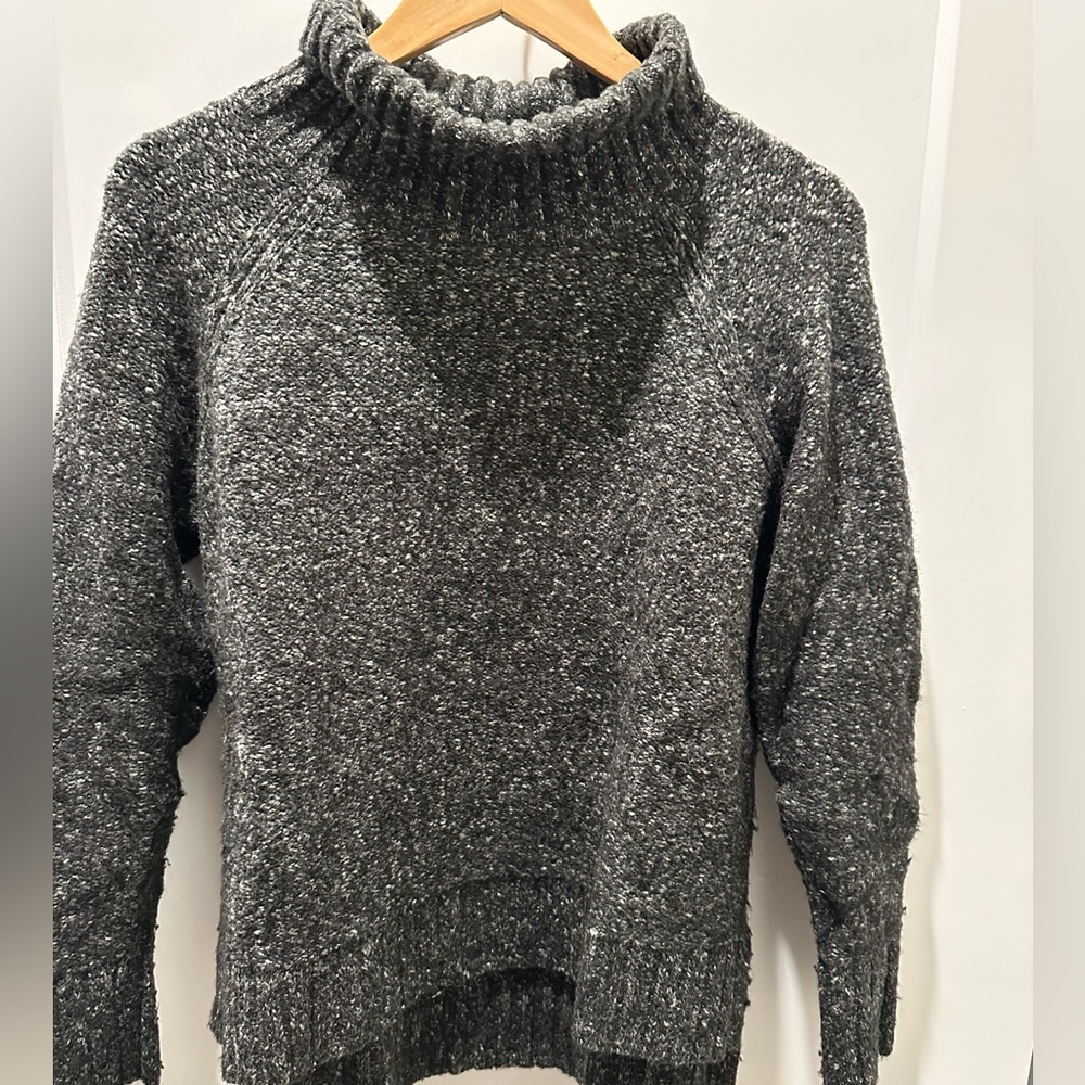 H&M Grey Sweater